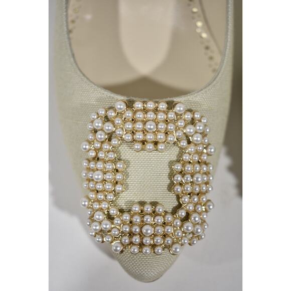 Manolo Blahnik Hangisi 70 Oatmeal Linen Pearl Jewel Buckle Low Heel Pump 39.5 - Picture 8 of 12